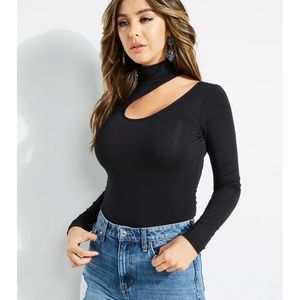 Guess Dulce Cutout Top